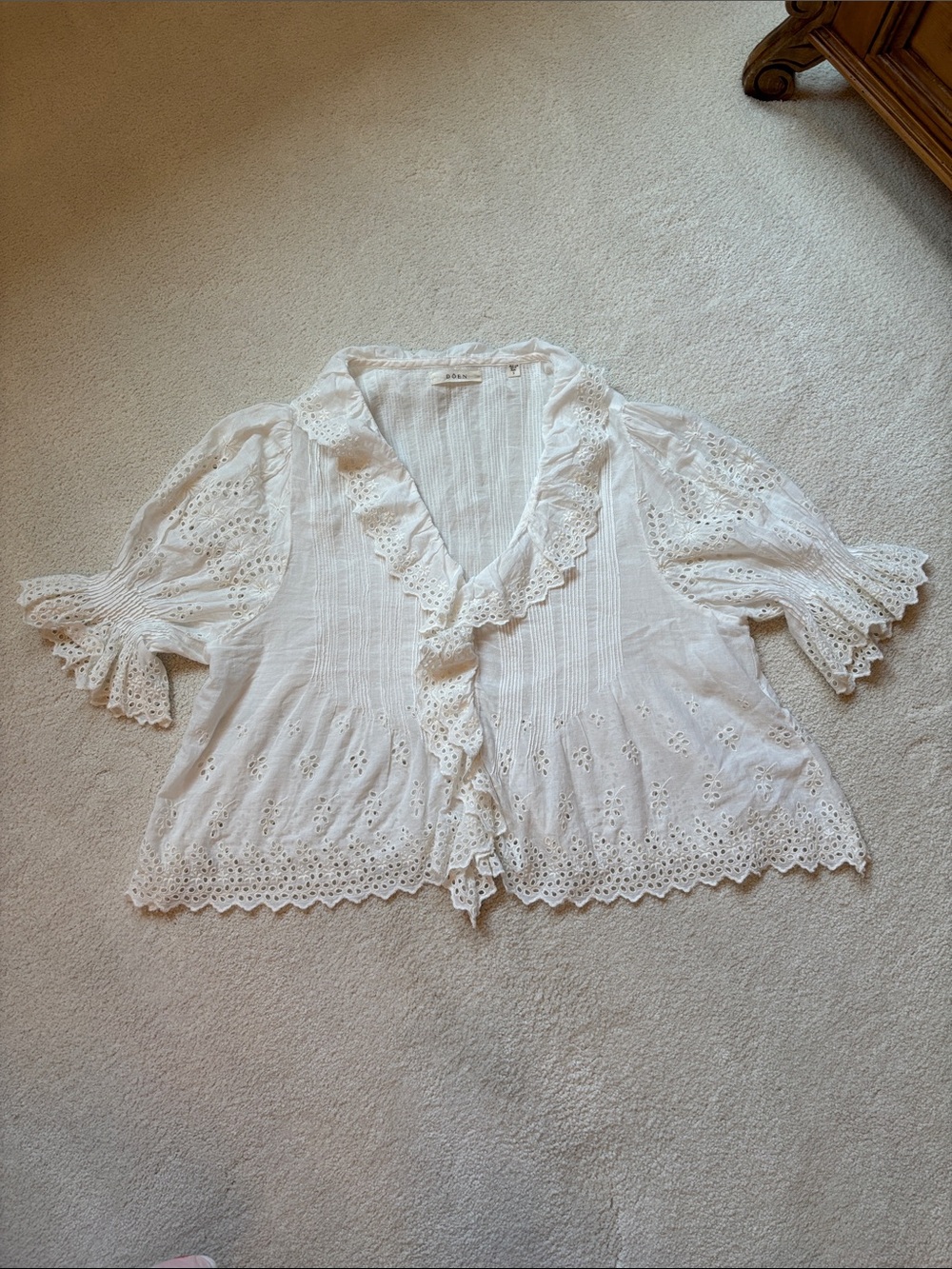 Doen Henri Eyelet Blouse - Picture 3 of 17